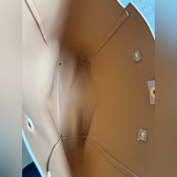 Ulta Beauty Classic Cream White Tote Bag with Shoulder Strap Faux Leather - Picture 4 of 13